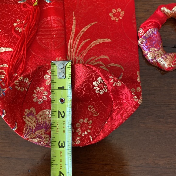 Asian Red Brocade Wine Gift Bag with tassel and covered elastic band (reusable) - Picture 11 of 11